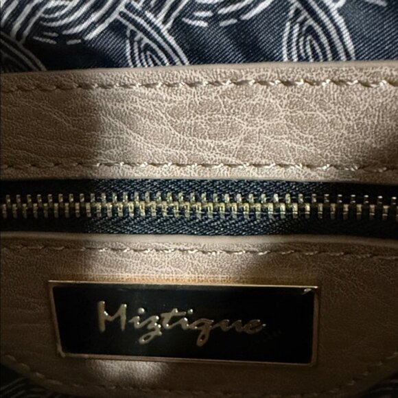 Mystique Boutique Brown Hobo Bag with Braided Handle - Picture 2 of 4